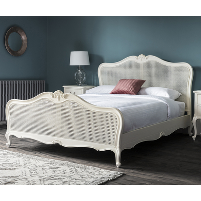 Skye 5' Cane Bed Vanilla White - King