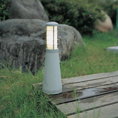 Beta Aluminium 4-Ring Bollard - Silver