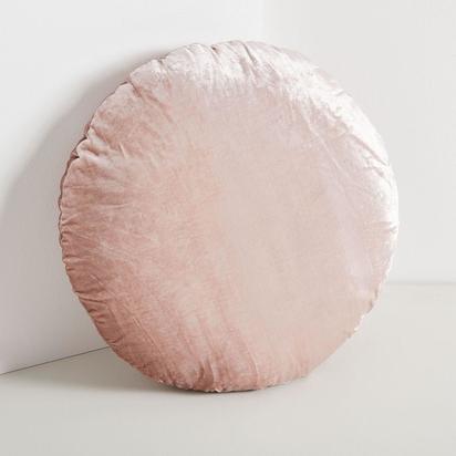 Round Lush Velvet Cushions, Dusty Blush