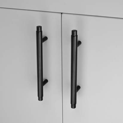 ROEBUCK Smooth T-Bar Handle - Black | 220mm (160mm CC)