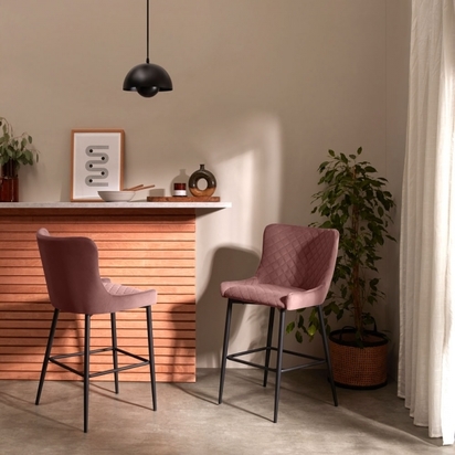 Brooklyn Bar Stool, Rose Pink Velvet Size: 75cm Bar Stool