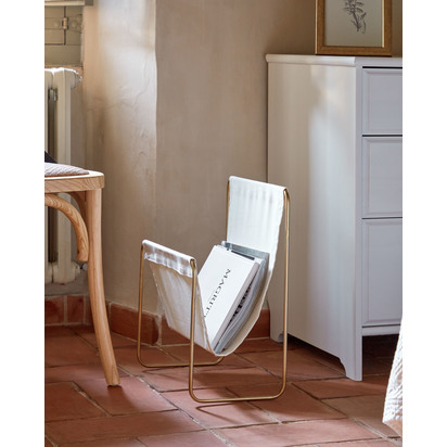 Siana beige magazine rack in golden metal