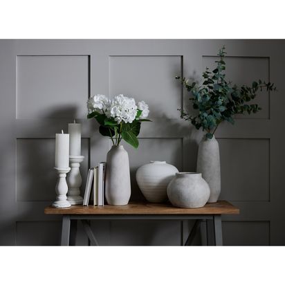 Regola Matt White Ceramic Vase