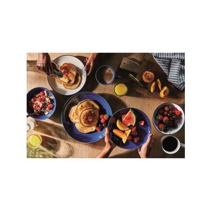 Royal Doulton Gordon Ramsay Maze Denim Line Dinnerware Set, 16 Piece, Blue/White Blue/White