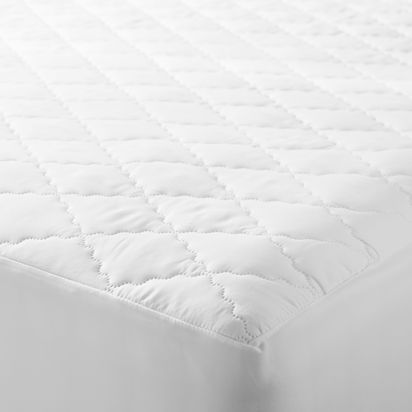 John Lewis Synthetic Soft Touch Washable Quilted Mattress Protector White | Double