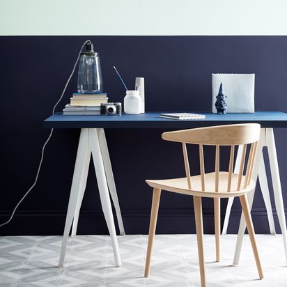 The Little Greene Paint Company Absolute Matt Emulsion, Strong Blues Dock Blue (252) | Tester Pot