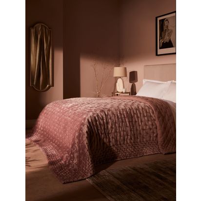 John Lewis Velvet Stitch Quilt Rosa | H28 x W40 x D46cm