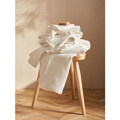 John Lewis Spa Waffle Towels White | H90 x W50 x D1cm