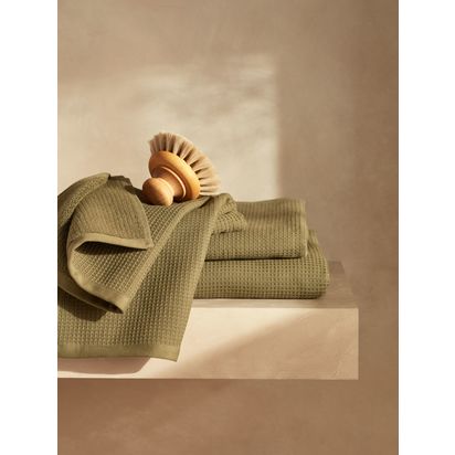 John Lewis Spa Waffle Towels Avocado | H160 x W100 x D1cm