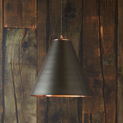Super Stanley pendant in gunmetal with copper interior