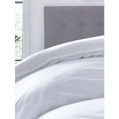 Silentnight Airmax Duvet, 10.5 Tog White | H220 x W5 x D225cm