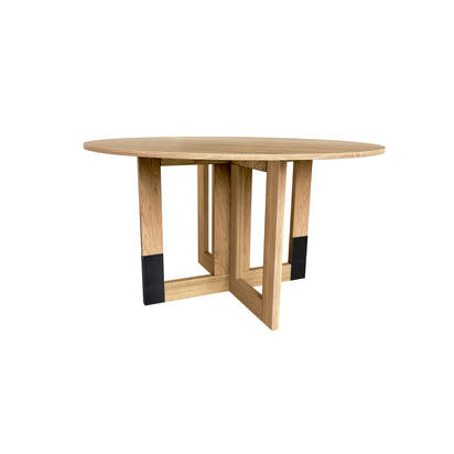 Memphis Round Table with Metal Detail in Natural Oak