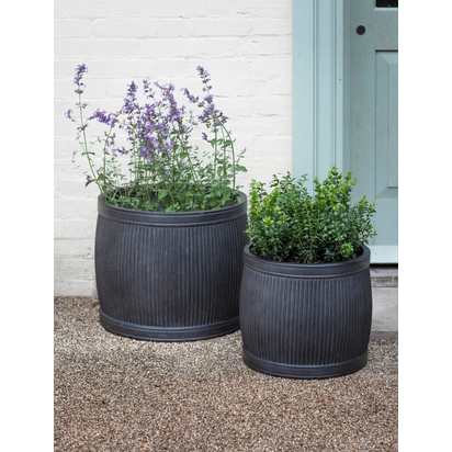 Garden Trading Set Of Two Bathford Planters Btpl01
