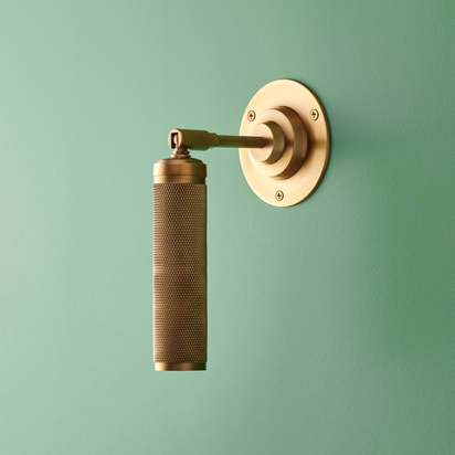 Quantum single wall light in antiqued brass