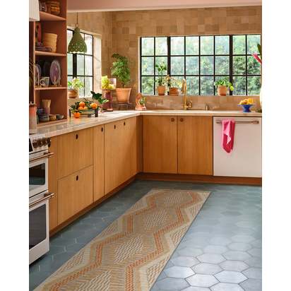 Etta Natural & Terra Flatwoven Rug by Jungalow - 275 x 365 cm - Rug + Pad System