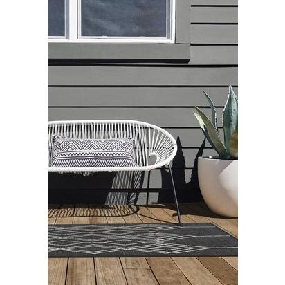 Gemma Lattice Black Outdoor Rug - 90 x 150 cm - Rug + Pad System