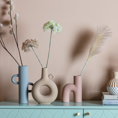 Ovie Vase Beige 150x65x195mm