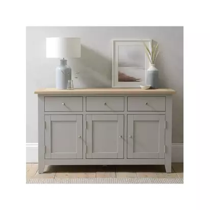 Cotswold Company Chester 3 Door Large Sideboard Dove Grey | H83.00 x W137.00 x D42.00cm