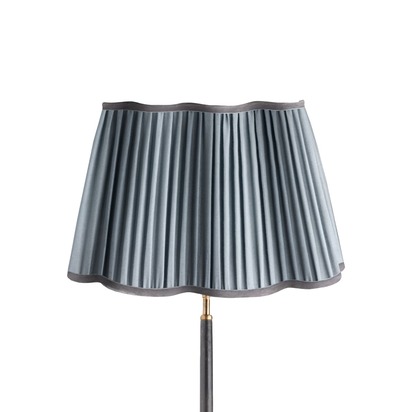 45cm scalloped shade in Moonstone silk with velvet tape