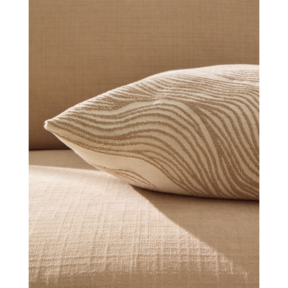 Ondara cushion cover with beige graphic detail 50 x 50cm