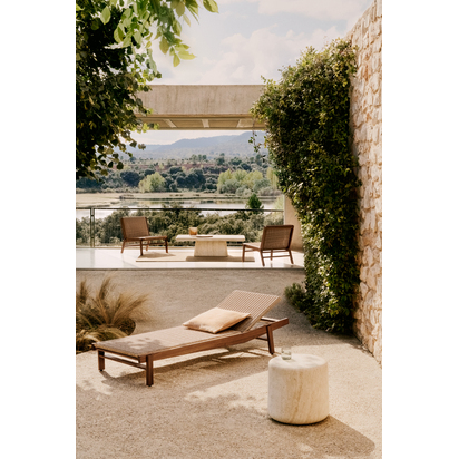 Drasi cement side table with travertine-effect finish Ã˜46cm
