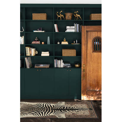 On Safari Hazel Flatwoven Rug by Iris Apfel - 200 x 290 cm - Rug + Cushioned Pad System
