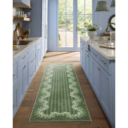 Oxbow Botanical Green Flatwoven Rug by Sanderson - 200 x 290 cm - Rug + Pad System