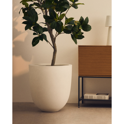 Aiguablava plant pot in white cement, Ã˜ 56 cm