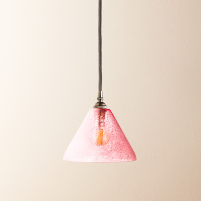 Hazelette pendant in magenta bubble glass