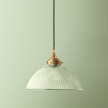 Cupola pendant in clear prismatic glass