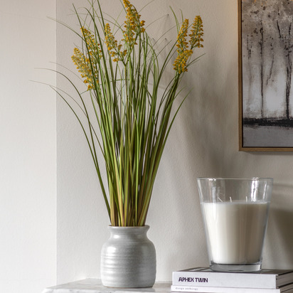 Hadley Grass with Yellow Wildflower