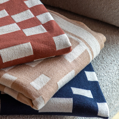 Elmbury Knitted Throw Ink