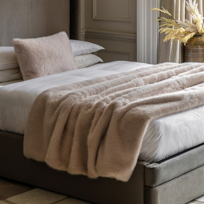 Elmstone Faux Fur Throw Oatmeal  - Small