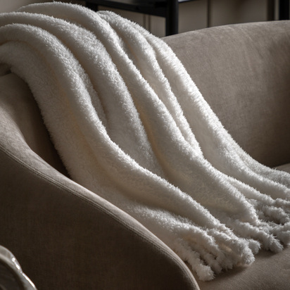 Studio Plain Fringe Teddy Throw Natural
