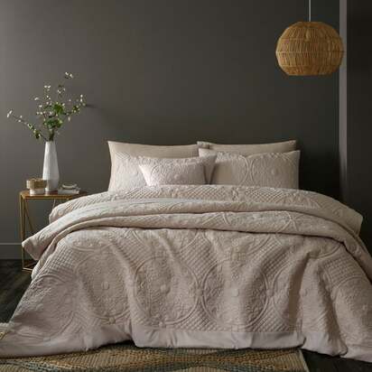 Mandalay Bedspread