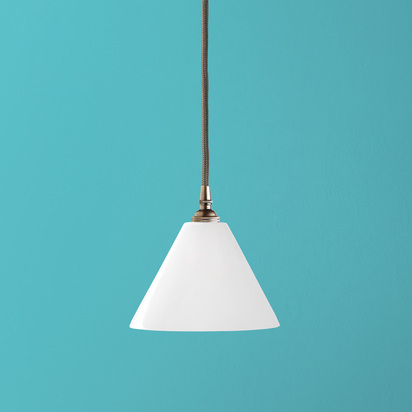 Hazelette pendant in opaline glass