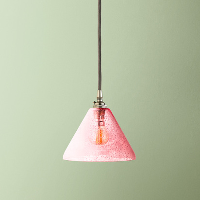 Hazelette pendant in magenta bubble glass