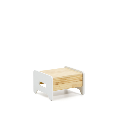 Cecilia kidsâ€™ step-stool in solid natural and white pine