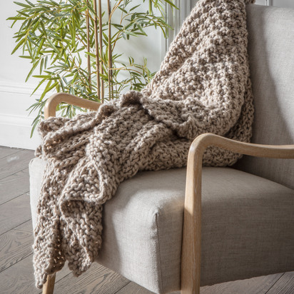 Fenhurst Chunky Knitted Throw Oatmeal 1300x1700mm