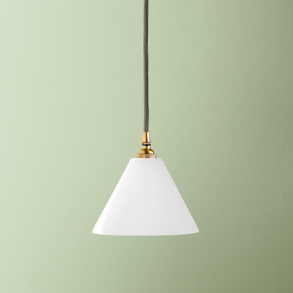 Hazelette pendant in opaline glass