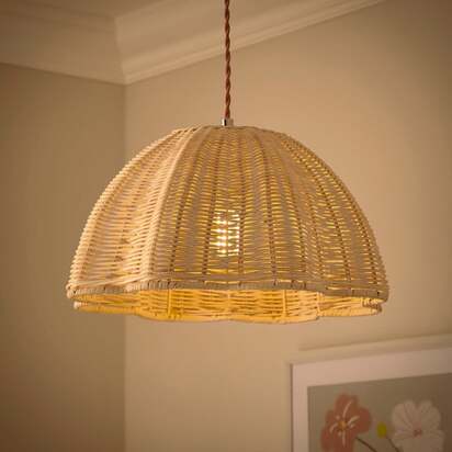 Amaria Scallop Easy Fit Pendant Shade