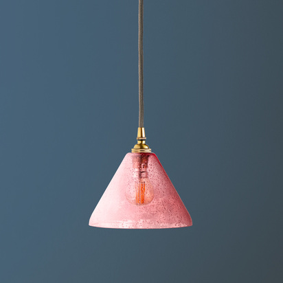 Hazelette pendant in magenta bubble glass