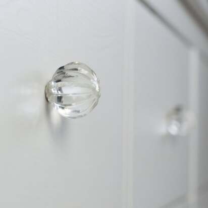 Set of 6 Nicola Spring Round Glass Door Knobs
