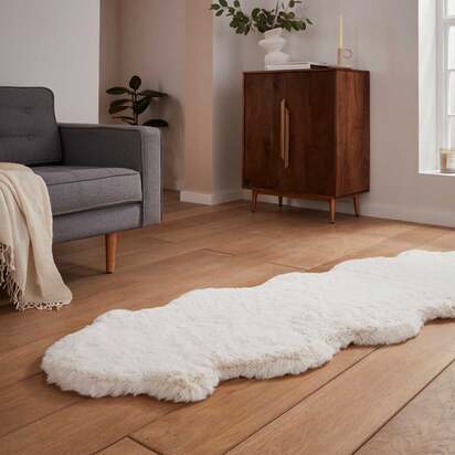 Super Teddy Faux Sheepskin Rug