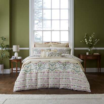 Dorma Soft Scalloped Bedspread