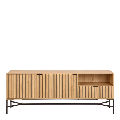 Hadley Sideboard With 2 Doors and 2 Shelves in Oak