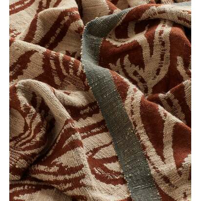 OKA | Muhibbi Throw - Earthy Red | Throw