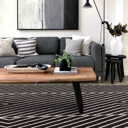 Chatsworth 3 120x170cm Black Linear Rug MU10