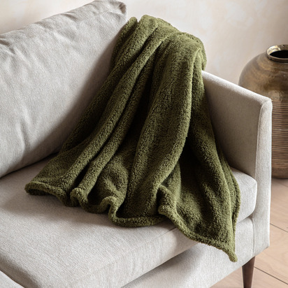 Studio Teddy Fleece Throw Olive 1300x1800mm