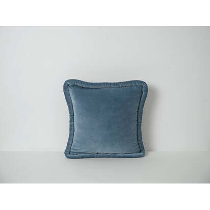 Cushion 04 Blue Velvet from Swyft